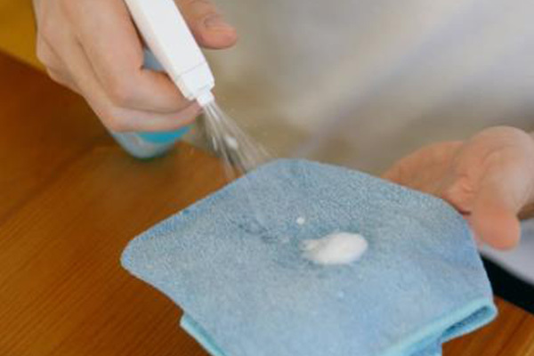 膠帶【殘膠】痕迹清理(lǐ)小(xiǎo)竅門(mén)